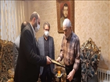  دیدار صمیمانه شهردار باقرشهر با خانواده معزز شهید سعید حاجی عسگری 
