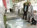 مراسم غبارروبی‌ و عطرافشانی مزار شهدای گمنام 
