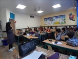 نشست قصه گویی و بلندخوانی کتاب "نادانی دشمن ماست" در مدرسه خیرساز ابوالوفا در شهرستان ری