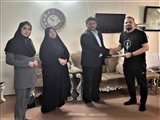 تجلیل از معلول ورزشکارتوسط بهزیستی شهرری
