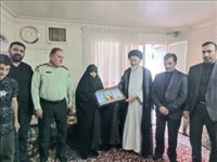 دیدار جمعی از مسئولین شهرستان ری با خانواده معظم شهید نبرد با رژیم پلید صهیونیستی