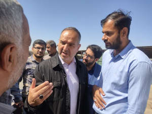 اتوبوس خدمت به بخش قلعه نو رسید.